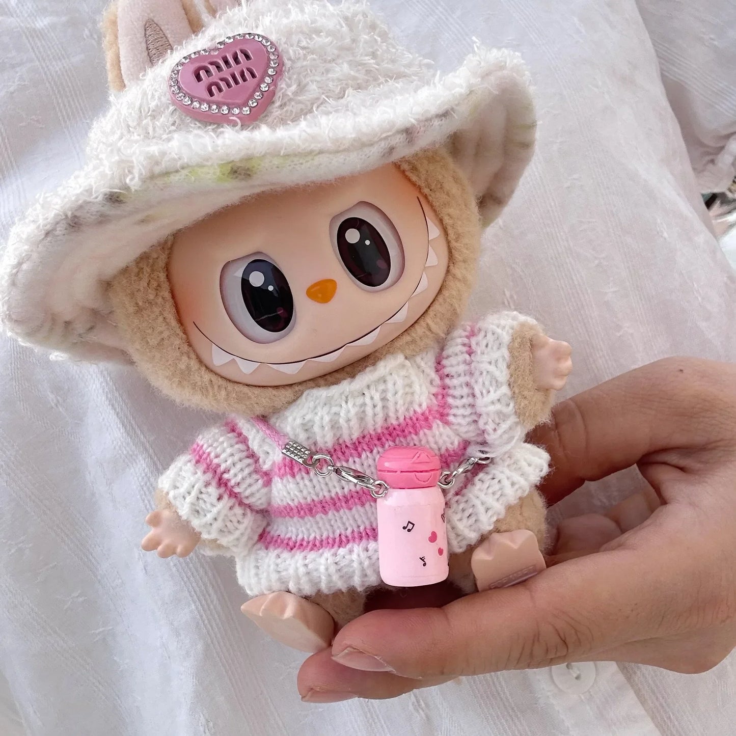 Labubu V1 V2 Idol Cute Doll Clothes – Fashion Sweater Outfit & Accessories | Pink & White Sitting Party Style