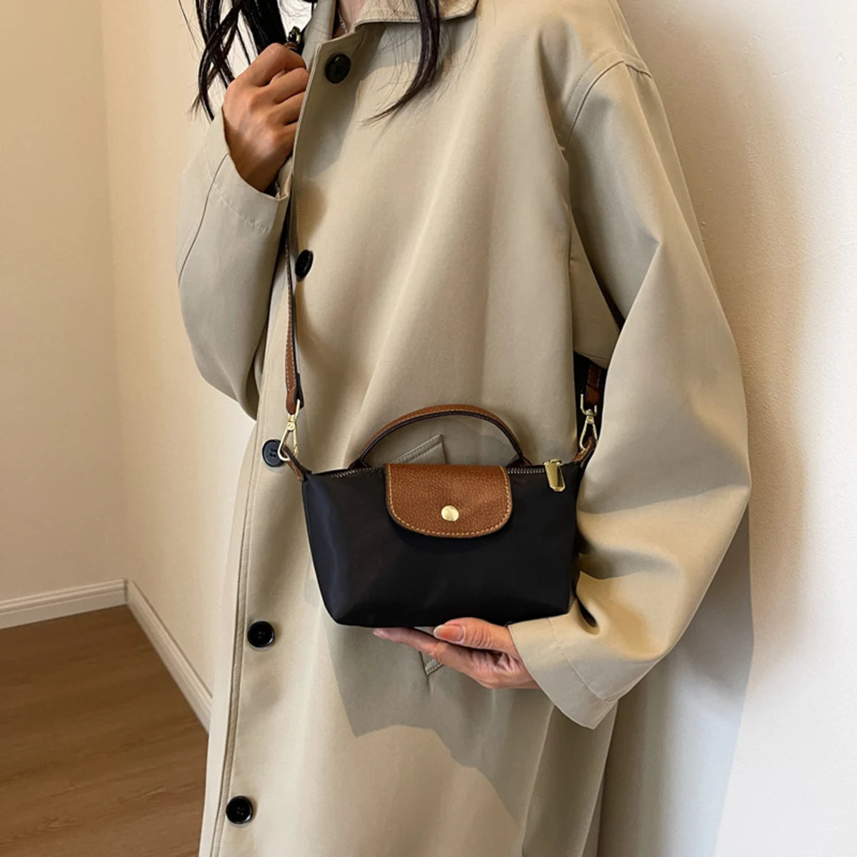 2025 Mini Dumpling Handbag for Women High-End Nylon Fabric Fashionable Shoulder/Crossbody Mobile Phone Bag for Ladies