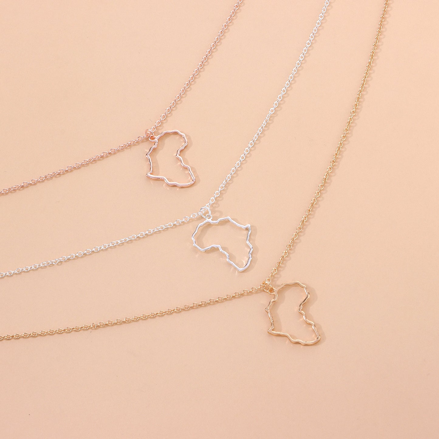 European and American cross-border jewelry New Hollow Africa Map Pendant Necklace for Women Personalized Versatile Simple Fashion Necklace