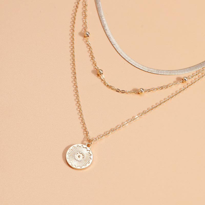 Fashion and personality new simple multi-layer lotus pendant necklace female blade chain necklace