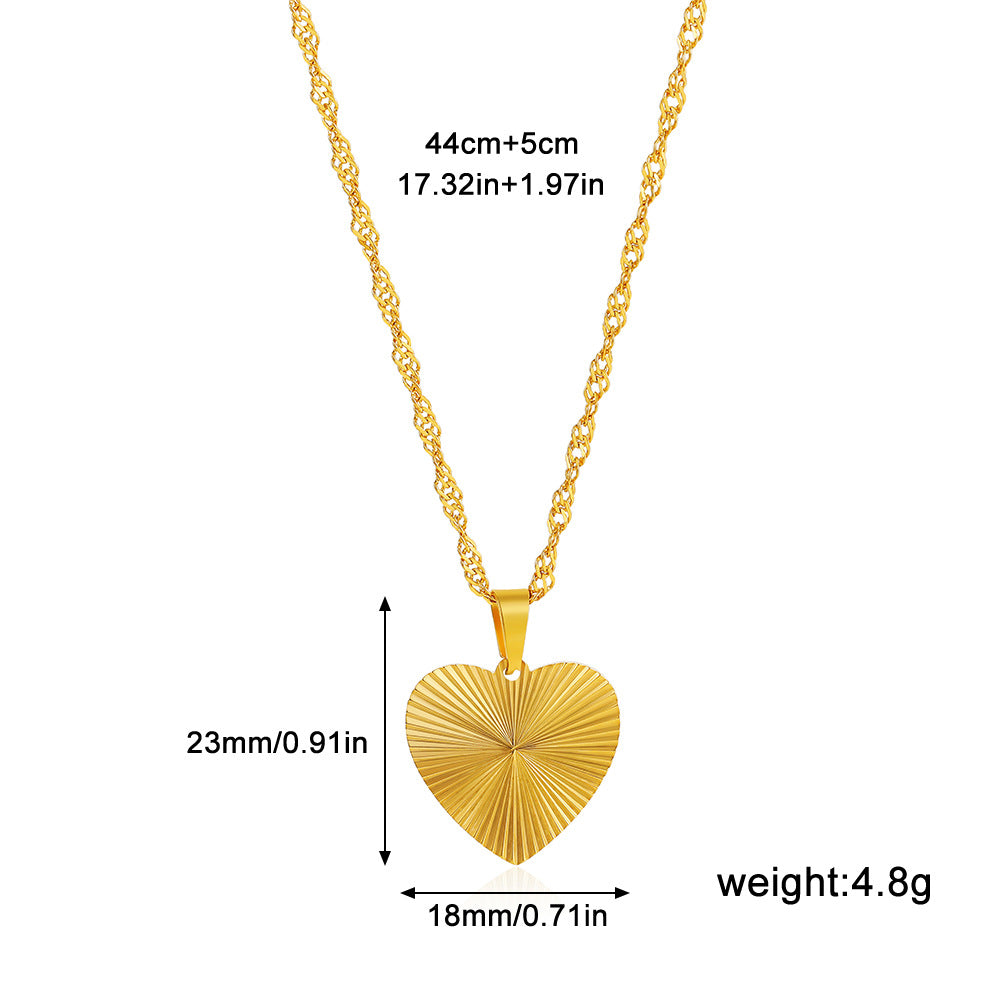 European and American cross-border simple stainless steel 18k gold butterfly heart-shaped necklace high-end accessories three-dimensional pendant for men and women