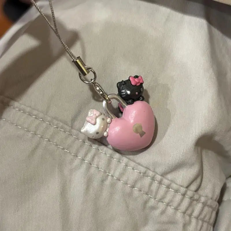 Cartoon Cute Sanrio Hello Kitty Keychain Bag Earphone Case Pendant Kawaii Mobile Phone Chain Handbag Hanging Ornaments Gifts