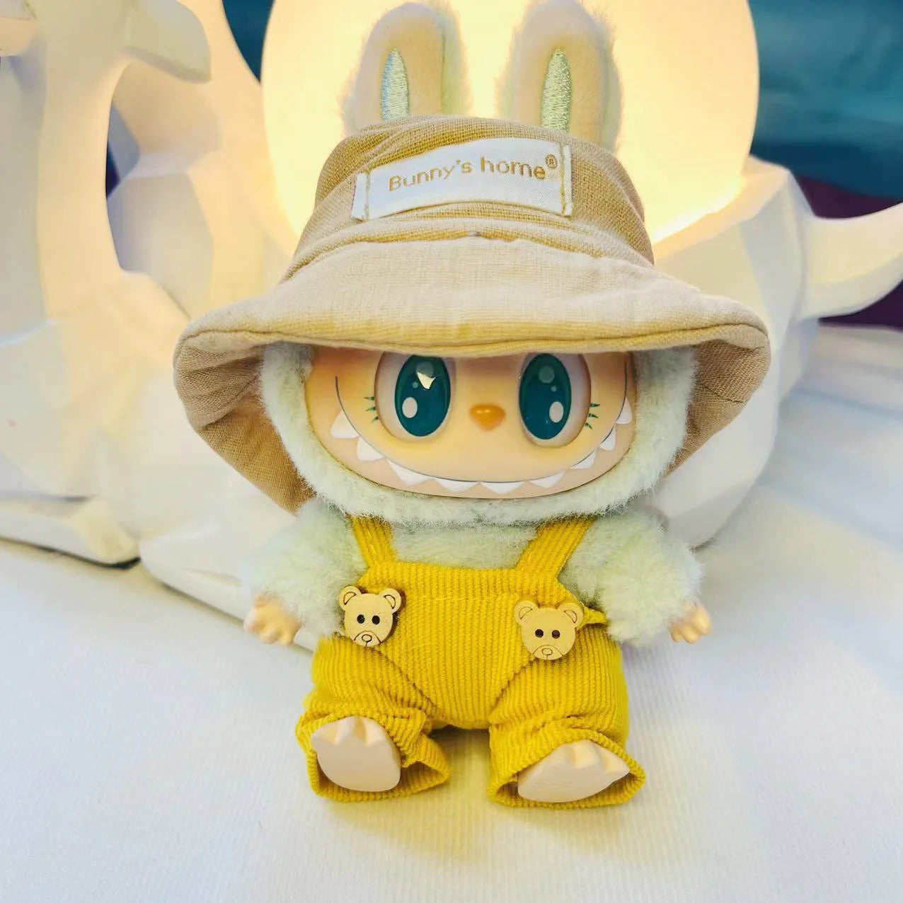 Cute Mini Bib Pants for Labubu Dolls – 17cm Idol Outfit Accessories for Sitting Party Style | Kpop EXO-Inspired Clothing
