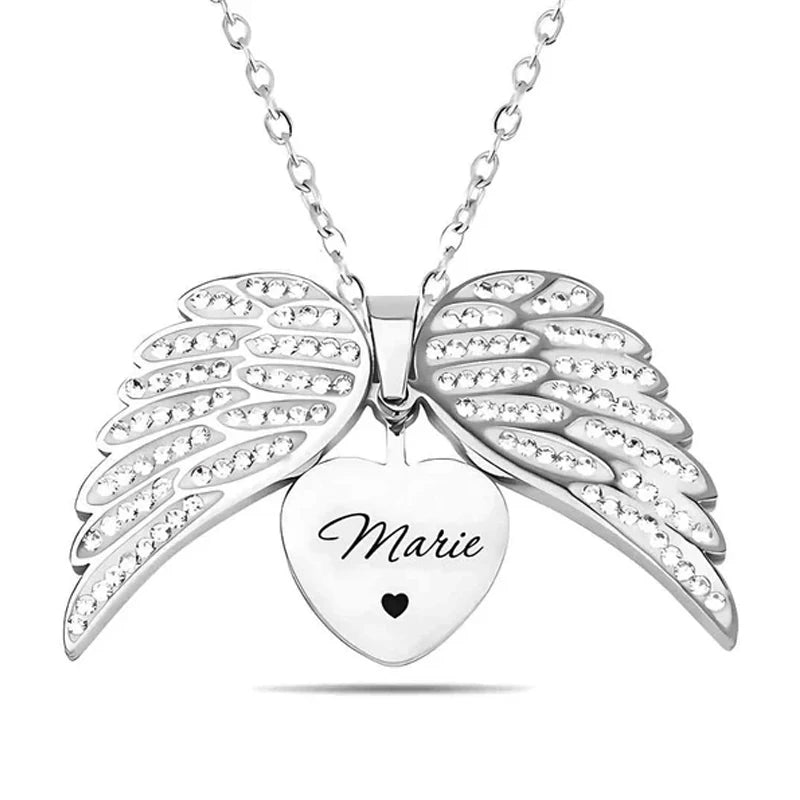 Personalized Charm Angel Wings Pendant Name Jigsaw Heart Necklace for Women Jewelry for Men Family Name Chains Necklace