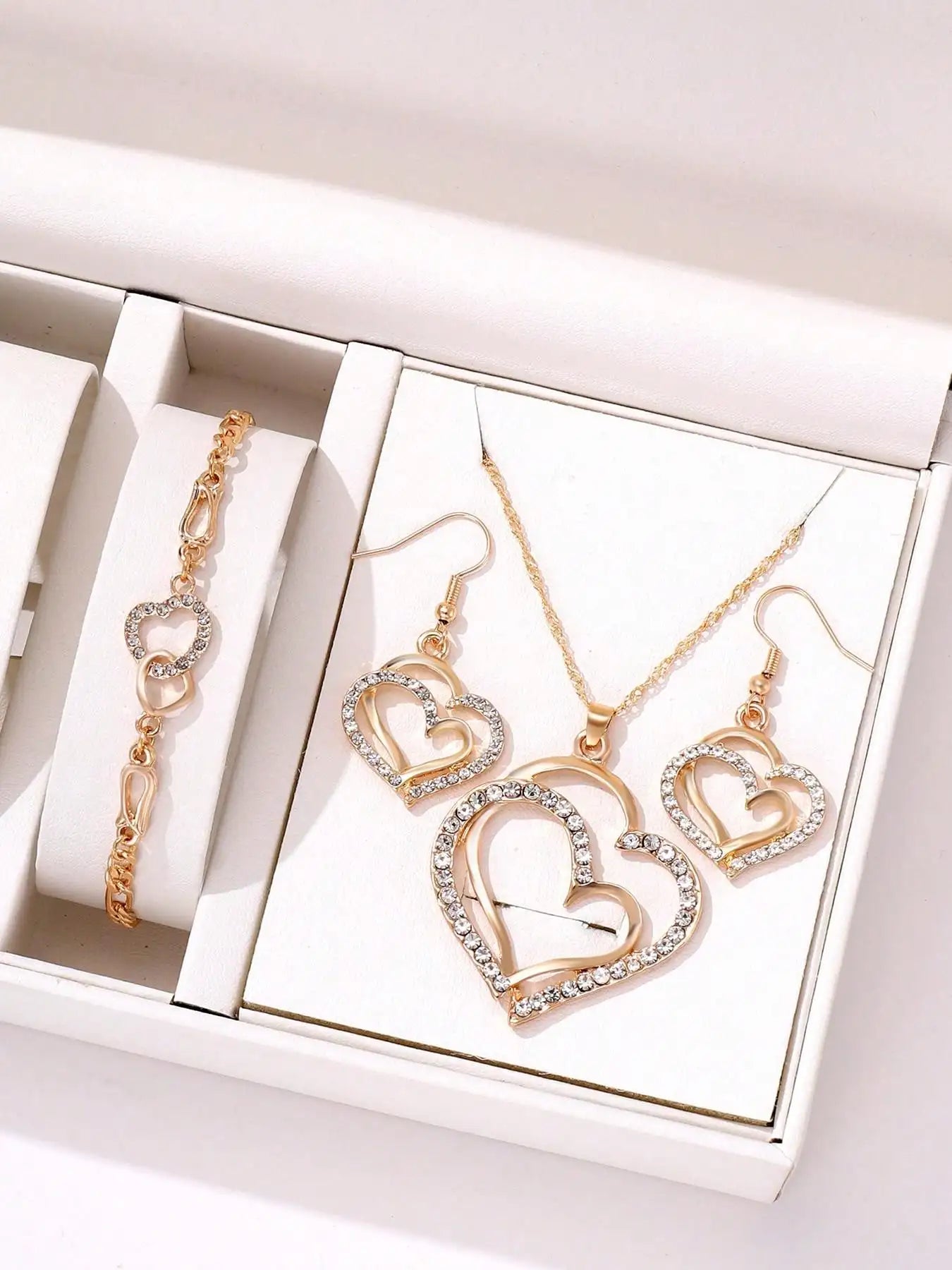 Ladies' Fashion Love Wrapped Necklace, Earrings, Bracelet, Jewelry Set Suitable for Wedding, Party, Festival Gifts