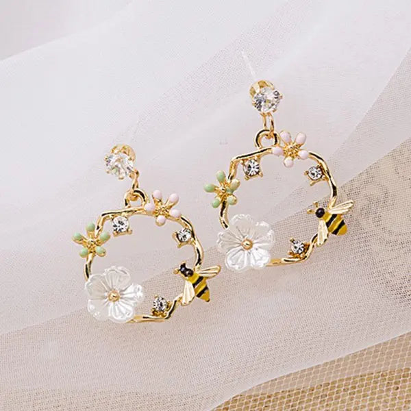 Korean Light Luxury Zircon Moon & Star Asymmetric Stud Earrings – Crystal Cloud Pearl Earrings for Women & Girls
